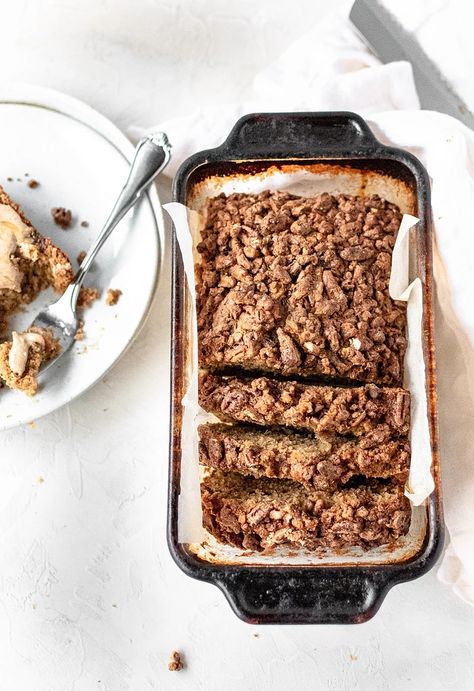 Pecan Banana Bread, Banana Pecan Bread, Banana Bread Ingredients, Sugared Pecans, Banana And Egg, Caramelized Sugar, Caramel Pecan, Cinnamon Banana, Vegan Condiments