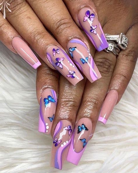 Blue And Purple Butterfly Nails, Lilac Butterfly Nails, Purple Butterfly Nails, Nude Baddie Nails, Almond Acrylic Nails Designs, Acrylic Nail Designs Coffin, Butterfly Nail Designs, Nail Designs Ideas, Pastel Nails Designs