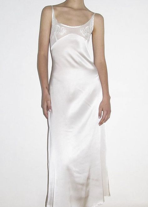 Pearl Silk Dress, How To Wear A Silk Dress, Slip Dress Wedding Gowns, Wedding Dress Fantasy, Long Silk Dress, Scandi Fashion, Minimal Wedding Dress, Chasing Unicorns, Shower Outfits