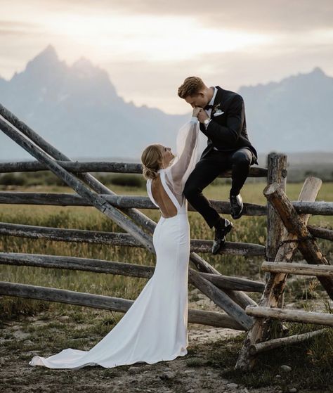 Mountain Wedding Dress, Wyoming Wedding, Wyoming Weddings, Jackson Hole Wedding, Nh Wedding, Jackson Wy, Jackson Wyoming, Jackson Hole Wyoming, National Park Wedding