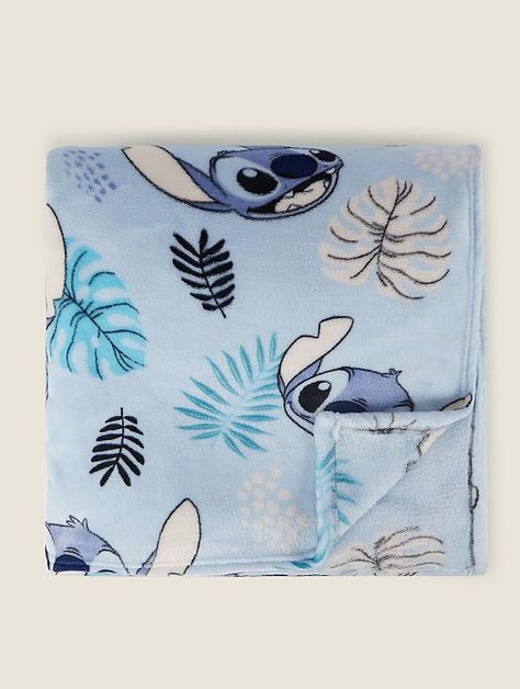 Disney Stitch Blue Blanket Stitch Bedroom Ideas, Stitch Room Decor, Stitch Carpet, Stitch Bedroom, Stitch Room, Stitch Merchandise, Stitch Nursery, Stitch Decor, Stitch Items