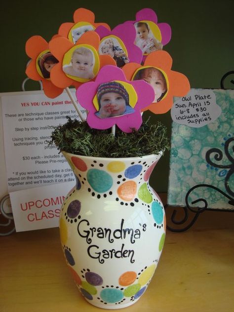 Grandma Diy, Easter Craft Ideas, Grandparents Day Crafts, Diy Frühling, Grandma's Garden, Grandparents Day Gifts, Spring Craft, Diy Ostern, Diy Gifts For Kids