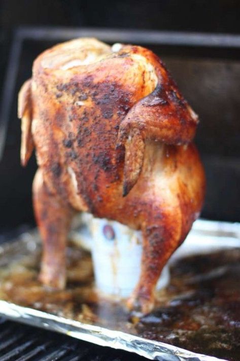 Drunken Chicken - the most delicious grilled chicken you will ever taste! From TheSeasideBaker.com | #grilled chicken #bbq #chickenrecipe #barbecue Smoked Beer Can Chicken, Drunken Chicken, Little Sunny Kitchen, Chicken Roaster, Jarlsberg, Can Chicken Recipes, Beer Chicken, Sunny Kitchen, Can Chicken