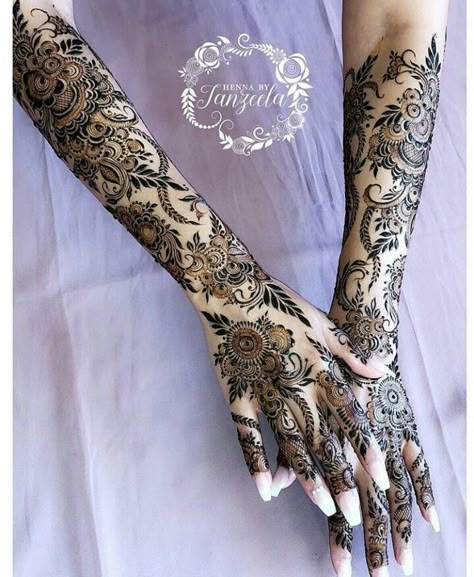 Bridal Henna 2023, Henna Arabic Design, Full Arm Henna, Arabic Bridal Henna, Bridal Mendhi, Mehndi Hands, Mehendi Look, Wedding Henna Designs, Indian Henna Designs