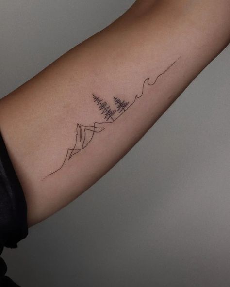 34 Magnificent Mountain Tattoo Ideas for Men & Women in 2023 Single Line Mountain Tattoo, Minimalist Mountain Tattoo, Tattoo Ideas Arm, Small Mountain Tattoo, Berg Tattoo, Pnw Tattoo, Mountain Tattoos, Mountain Tattoo Simple, Tato Minimal