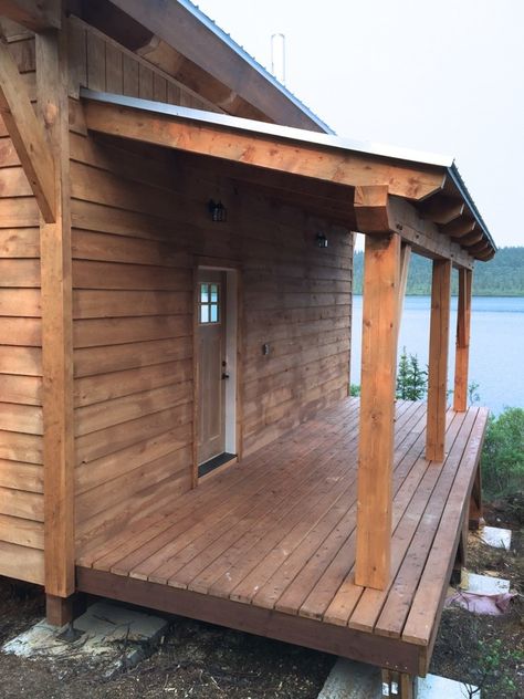 Cabin Deck Ideas, Cabin Decks, Cabin Porches, Cabin Deck, Backyard Cabin, White Cabin, Shed With Porch, Cabin Porch, Diy Cabin