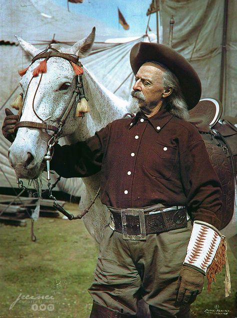 Buffalo Bills Wild West Show, Old West Photos, Wild West Show, Cowboy Decor, Western Artwork, Cowboy Gear, Wilde Westen, Buffalo Bill, Cowboys And Indians