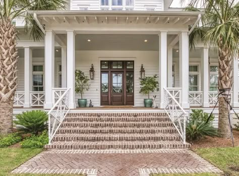 Low Country House Plans Coastal, Low Country Home Exteriors, Low Country Homes Plans, Coastal Farmhouse Exterior, Low Country Cottage, Low Country House Plans, Low Country House, Low Country Home, Porch Railing Designs