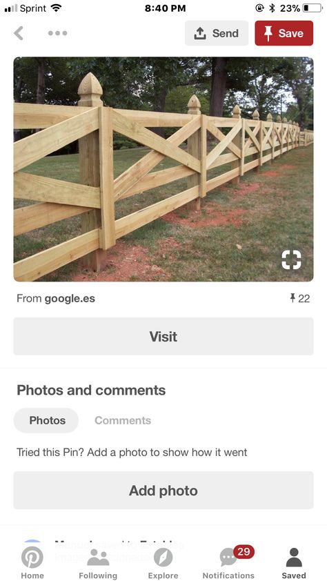 Cross Fence Ideas, Wood Fence Styles, Horse Fence Ideas, Cross Buck Rail Fence, Split Rail Fence Corner Driveway, X Fence, Split Rail Fence Corner, Crossbuck Fence, Farmhouse Fence