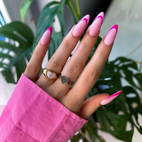 Pink Frenchies, Almond Acrylic Nails Designs, Best Summer Nails, Pink Tip Nails, Nails For Summer, Sunset Hues, Spring Acrylic Nails, Ombre Acrylic Nails, Nails Aesthetic