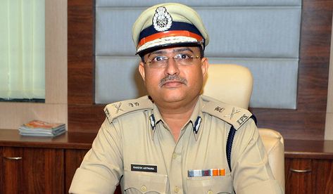 Indian Police Service (IPS) officer of Gujarat cadre and Delhi Police Commissioner Rakesh Asthana has got a big relief. The petition filed in the High Court against his appointment to the post of Delhi Police Commissioner has been dismissed. In this petition, the extension of service given to him for one year was challenging. However, the High Court was hearing the matter for a long time. Continuous #DelhiPoliceCommissioner #HighCourt #petitiondismissed #RakeshAsthana Ips Officer, Indian Police Service, Indian Police, Border Security Force, Delhi Police, English Articles, Jaisalmer, High Court, Mock Test