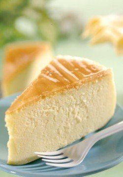 original new york cheesecake recipe from lindy's restaurant, nyc New York Cheesecake Recipe, Torte Cupcake, New York Cheesecake, Cheesecake Recipe, Food Cakes, Eat Dessert, Restaurant Recipes, Cheesecake Recipes, Just Desserts