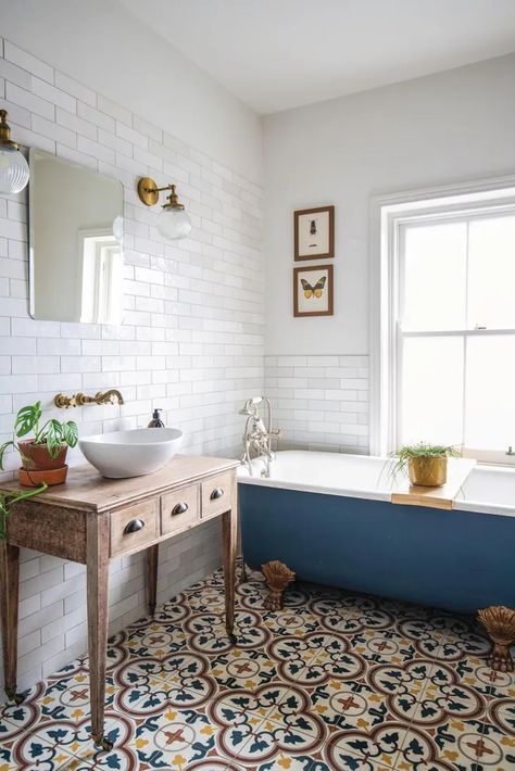 Modern Edwardian Bathroom, Bathroom Edwardian, 1930s Bathroom Ideas, Antique Bathroom Ideas, 1930s Bathroom, Vintage Modern Bathroom, Edwardian Bathroom, Handmade Sink, Edwardian Home