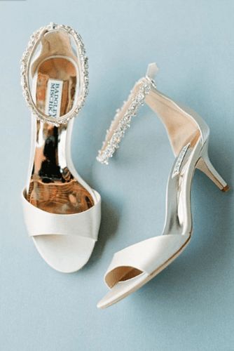 Officially The Most Gorgeous Bridal Shoes ★  gorgeous bridal shoes simple low heels beaded badgley mischka Badgley Mischka Bridal Shoes, Simple Wedding Shoes, Bridal Shoes Wedges, Best Bridal Shoes, Badgley Mischka Bridal, Badgley Mischka Shoes Wedding, Blue Bridal Shoes, Converse Wedding Shoes, Wedding Shoes Sandals