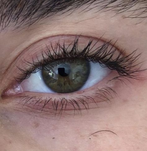 Eyes Dark Aesthetic, Dark Green Eyes Aesthetic, Dark Hair Green Eyes, Green Eyes Aesthetic, Virgo Aesthetic, Dark Green Eyes, Makeup Accesories, Blue Dream, I Cool