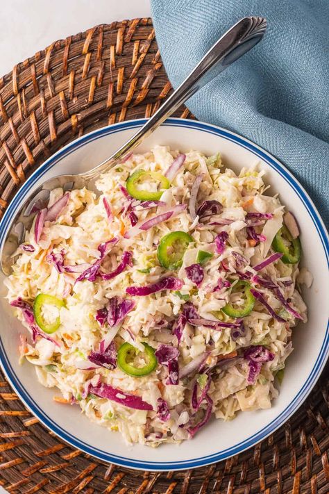 Cajun Coleslaw ⋆ Cajun Slaw Recipe, Cajun Coleslaw, Cookout Dishes, Bbq Side Dishes, Bbq Side, Slaw Recipe, Quick Side Dishes, Summer Fest, Creamy Dressing