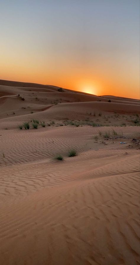 Egypt Aesthetic, Desert Aesthetic, Deserts Of The World, Dubai Aesthetic, In The Desert, Sand Dunes, Pretty Places, Sky Aesthetic, Scenery Wallpaper