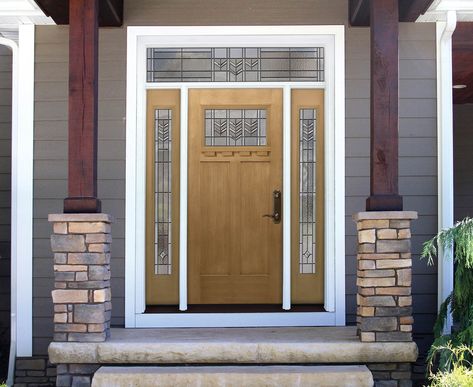 Is your front door welcoming? Does it make a great first impression? If not, consider giving your home a mini makeover with a new front door! Get inspired to create a welcoming entrance for you and your guests. Provia Doors, Craftsman Entry, Wood Front Door, Fiberglass Exterior Doors, Steel Entry Doors, Fiberglass Entry Doors, Entry Doors With Glass, Door Picture, Split Level House