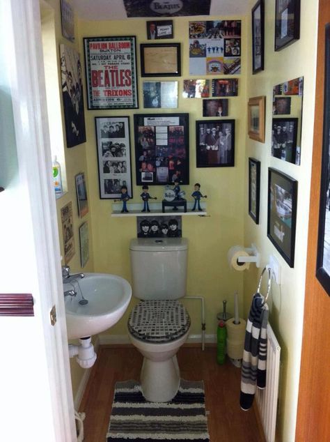 looks like it would be mine- goes with my kitchen Beatles Bathroom, Beatles Room Decor, Beatles Ideas, Beatles Room, Beatles Decor, Beatles Birthday Party, Beatles Birthday, Grandkids Room, With The Beatles