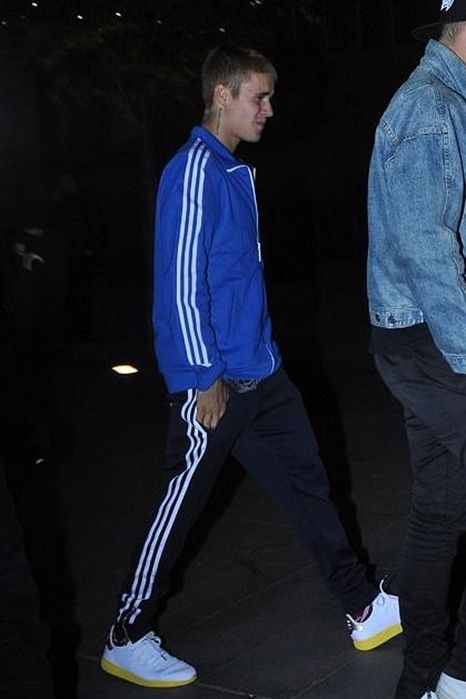 Adidas Originals Justin Bieber Adidas, Adidas Originals Outfit, Justin Bieber Style, Adidas Activewear, I Love Justin Bieber, Love Justin Bieber, Adidas Originals Superstar, Ootd Men, Active Wear Pants