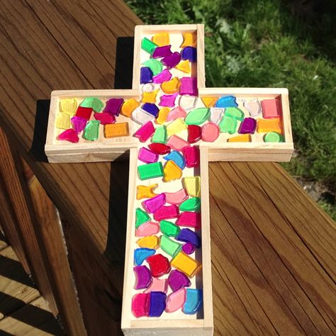 Here is our Day 5 alternate craft: Mosaic Cross. Mosaic Cross Craft, Vacation Bible School Craft, Faith Based Art, Class Art Projects, Auction Projects, Vbs 2024, Mosaic Crosses, Bible School Crafts, Christian Crafts