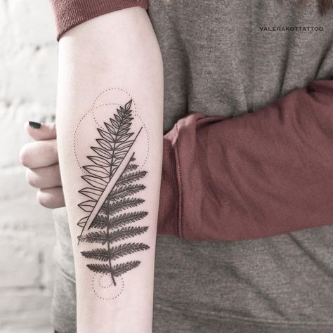 Top Rated Geometric Tattoo Designs This Year - Page 10 of 48 - tracesofmybody .com Unique Half Sleeve Tattoos, Fern Tattoo, Planet Tattoos, Tattoos For Women Half Sleeve, Geometric Tattoo Design, Geometric Sleeve, Original Tattoos, Botanical Tattoo, Memorial Tattoos