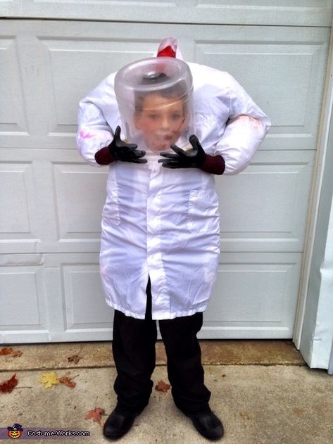 Jessica: We dressed my son Kelan in this eerily creepy DIY mad scientist costume. Basic materials were used. It took a backpack, a lab coat, gloves, some tape, a big plastic... Mad Scientist Costume Diy, Homemade Costumes For Boys, Mad Scientist Halloween Costume, Science Costumes, Creepy Diy, Mad Scientist Costume, Scientist Costume, Mad Scientist Halloween, Costumes For Boys