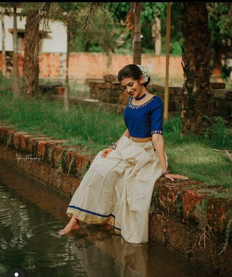 Kasavu Skirt And Top Designs, Kerala Saree Skirt And Top, Kerala Dress For Women, Onam Dress Ideas For Women, Traditional Pattupavada For Women, Pattupavada Blouse Designs For Women, Pavada Blouse Kerala, Kerala Pattupavada For Women, Skirt And Top Kerala Style