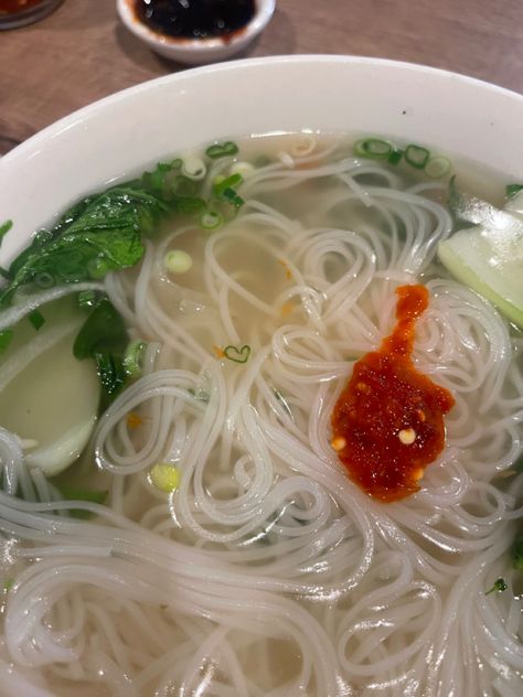 My heart broke when i saw this. My pho loves me back. #food #pho #green #noodles #love #aesthetic Pho Noodles Aesthetic, Pho Aesthetic, Noodles Aesthetic, Edited Photography, Green Noodles, Food Core, Vegan Pho, Pho Noodles, Love Aesthetic