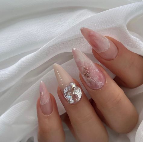 perfect marble pink n white nails White Pink Marble Nails, Pink N White Nails, Clear Pink Marble Nails, Light Pink And White Marble Nails, Marbal Art Nail Pink, Nail Extensions Marble, Pink Marble Nails, Marble Pink, White Nail Polish