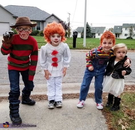 Little House of Horrors - 2018 Halloween Costume Contest Chucky Family Halloween Costumes, Horror Family Costumes, Horror Movie Family Costumes, Diy Chucky Costume Kids, Horror Family Halloween Costumes, Chucky Family Costume, Family Halloween Costumes Scary, Family Horror Halloween Costumes, Horror Costumes For Kids