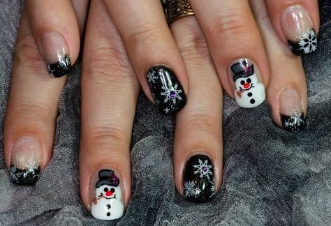 Christmas Nails 2023 Snowman, Frosty The Snowman Nails, Snowmen Nails, Snowman Nail, Snowman Nail Art, 4th Nails, Classy Nail Art Ideas, Neat Nails, Snowman Nails