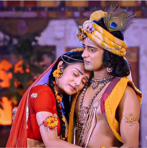 Krishna Serial Images, Radha Krishna Serial Images, Bio For Boys, Radha Krishna Serial, H Letter Images, Attitude Bio, Krishna And Radha, Hug Images, Downtown Photography