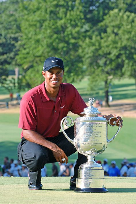 After making an incredible comeback at the Masters in April, Tiger Woods is set to make his second PGA Tour start and second major championship … Golfweek: Watch – With the PGA Championship at Southern Hills just days away, let’s look back at Tiger Woods’ victory in 2007 100s Amazon Bestsellers - AmerExperience.com Selection Travel… Continue reading Golf: Watch – With the PGA Championship at Southern Hills just days away, let’s look back at Tiger Woods’ Woods Wallpaper, Golf Aesthetic, Golf Watch, Titleist Golf, Masters Golf, Pga Championship, Golf Irons, Golf Training Aids, Golf Trip