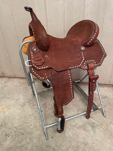 Robbie Phillips Barrel Saddle, Western Riding Tack, Bling Tack Sets, Barrel Racing Tack Rodeo, Leather Horse Tack, Barrel Racing Saddle, Bling Tack, Homesteading Animals, Tack Rooms