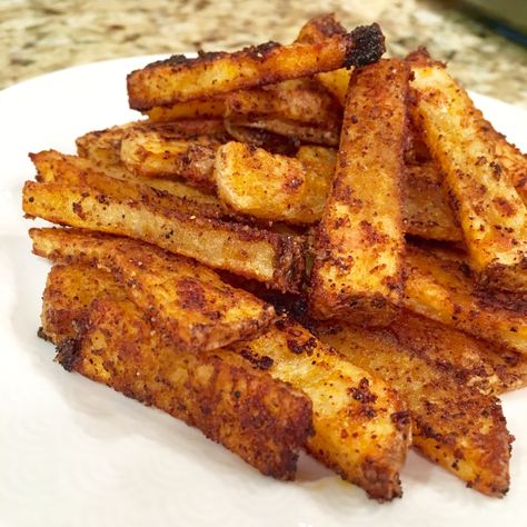 Crispy Seasoned French Fries – Crunchy Salty Sweet Seasoned French Fries Recipe, Seasoned French Fries, French Fry Seasoning, Mcdonald French Fries, Air Fryer French Fries, Yummy Fries, Seasoned Fries, Homemade Fries, French Fries Recipe