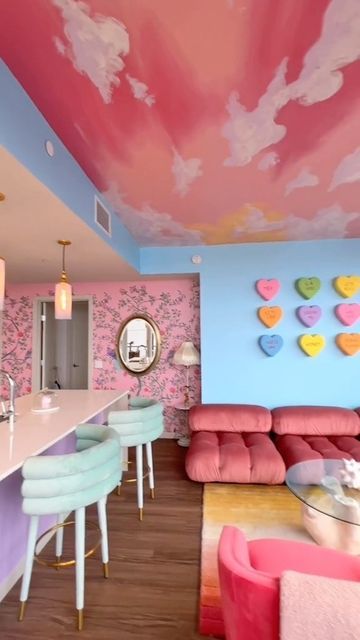 retropiece on Instagram: "Follow @retropiece for more 💓 cr: @daniklaric 💗" Pastel House Exterior, Nail Rooms, 80’s Bedroom, Pastel Mural, Place Aesthetic, Rainbow Ideas, Colorful Bedroom, Colorful Room Decor, Rainbow House