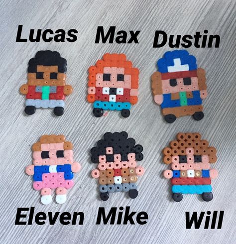 Stranger Things Crafts Diy Easy, Hama Beads Stranger Things, Perler Beads Ideas, Melt Beads Patterns, Easy Perler Bead Patterns, Pearl Beads Pattern, Easy Perler Beads Ideas, 8bit Art, Perler Bead Templates