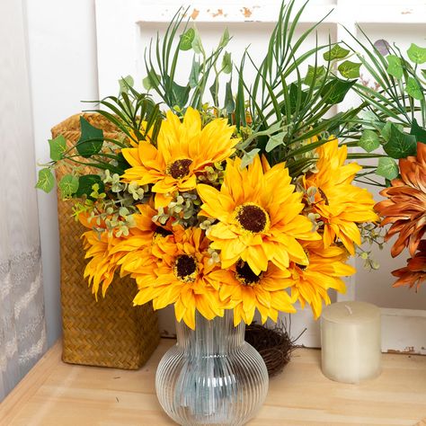 Smarter Shopping, Better Living! Aliexpress.com Wedding Room Decor, Daisy Flower Arrangements, Home Christmas Party, Room Decor Gifts, Winter Ball, Sunflower Bouquet, Silk Wedding Bouquets, Silk Bouquet, Wedding Room