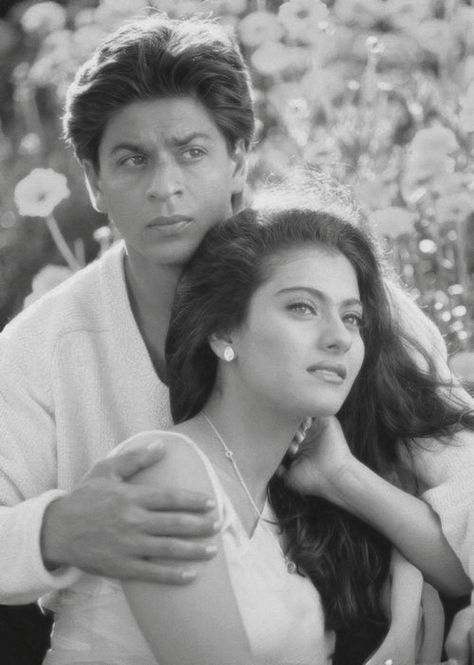 shah rukh khan & kajol ~ Shah Rukh Khan Kajol, Shah Rukh Khan, Shahrukh Khan, Supernatural, To Look, Funny Pictures