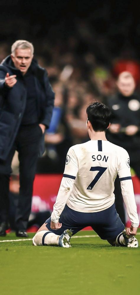 Son Soccer Player, Son Soccer, Heung Min Son, Tottenham Hotspur Wallpaper, Hm Son, Korea Soccer, Tottenham Football, Tottenham Hotspur Players, Son Heung Min