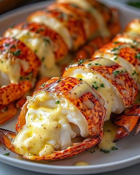 🦞🧄 Creamy Garlic Butter Lobster Tails 🧄🦞 🍴 "Indulge in luxurious lobster tails smothered in a creamy garlic butter sauce—perfect for a special family dinner or celebration." 🛒 Ingredients 🛒 - 4 lobster tails - 4 tbsp butter - 4 cloves garlic, minced 🧄 - 1 cup heavy cream - 1/2 cup Parmesan cheese, grated 🧀 - 1 tbsp olive oil - 1 tsp lemon juice - Salt and pepper to taste - Fresh parsley, chopped (for garnish) 🌿 🍳 Directions 🍳 1. Preheat the oven to 375°F (190°C). Carefully spl... Lobster Christmas Dinner, Fancy Dinner Ideas, Creamy Garlic Butter Sauce, Garlic Butter Lobster, Butter Lobster, Lobster Dishes, Lobster Recipes Tail, I Had A Dream, Tasty Meat