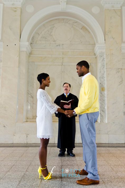 Justice Of The Peace Wedding Ideas, Simple Elopement, Nyc City, Dreamy Wedding Dress, Yard Wedding, Yellow Colour Scheme, Couple Picture, Couple Style, Reception Invitations