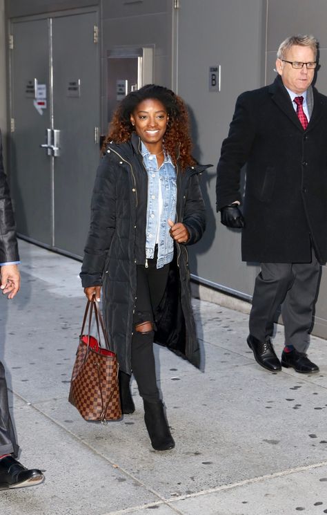 Simone Biles Outfits, Sleek Outfit, Joe Russo, Get Glam, Jerk Chicken, Simone Biles, Sleek Style, Good Morning America, Gymnast