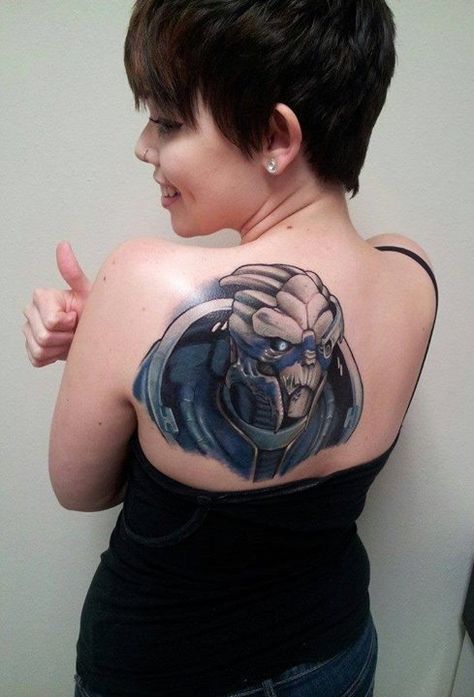 I'm Garrus Vakarian and this is my favorite tattoo on the Citadel! Garrus Tattoo, Mass Effect Tattoo, Mordin Solus, Miranda Lawson, Nerd Tattoo, Geek Tattoo, Symbol Tattoos, Inked Girls, Symbolic Tattoos