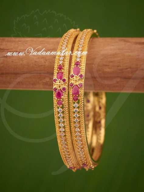 Jwellary Design, Plain Gold Bangles, Beautiful Bangles, Gold Bangles Indian, Stone Bangles, Ruby Bangles, Gold Bangles For Women, Black Beads Mangalsutra Design, Diamond Bracelet Design