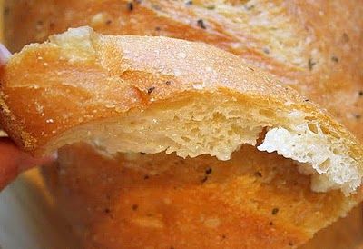 This recipe is fantastic - even better than Wegmans' Garlic Tuscan Bread!  You can knead by hand, or if you don't mind a slightly denser bread, you can let a stand mixer do the work for you. (If you're using a standard sized Kitchen Aid, you might need to split the dough in two for this to work) Homemade Italian Bread, Tuscan Bread, Stand Mixer Recipes, Italian Bread Recipes, Kitchen Aid Recipes, Mixer Recipes, Bread Maker Recipes, Baking Journal, Herb Bread