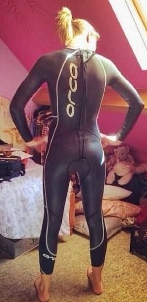 WonderfulInWetsuits Triathlon Wetsuit, Wet Suit, Scuba Gear, Girl In Water, Scuba Girl, Womens Wetsuit, Surf Outfit, Men's Health, Sport Wear