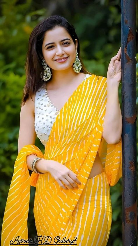 Ashika Ranganath, Indian Woman, Beautiful Smile Women, Indian Beauty Saree, Beauty Women, Ash, Saree, Queen, Yellow