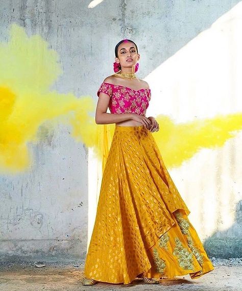 Mehndi outfits perfect for the modern bride are easily found when shopping at @estecouture - This @houseofmasaba ensemble marries tradition & contemporary design 💛 Regal Bride, House Of Masaba, Lengha Dress, Garba Dress, Mehndi Outfits, Haldi Outfit, Indian Wedding Inspiration, Red Carpet Gowns, Fashion Couture